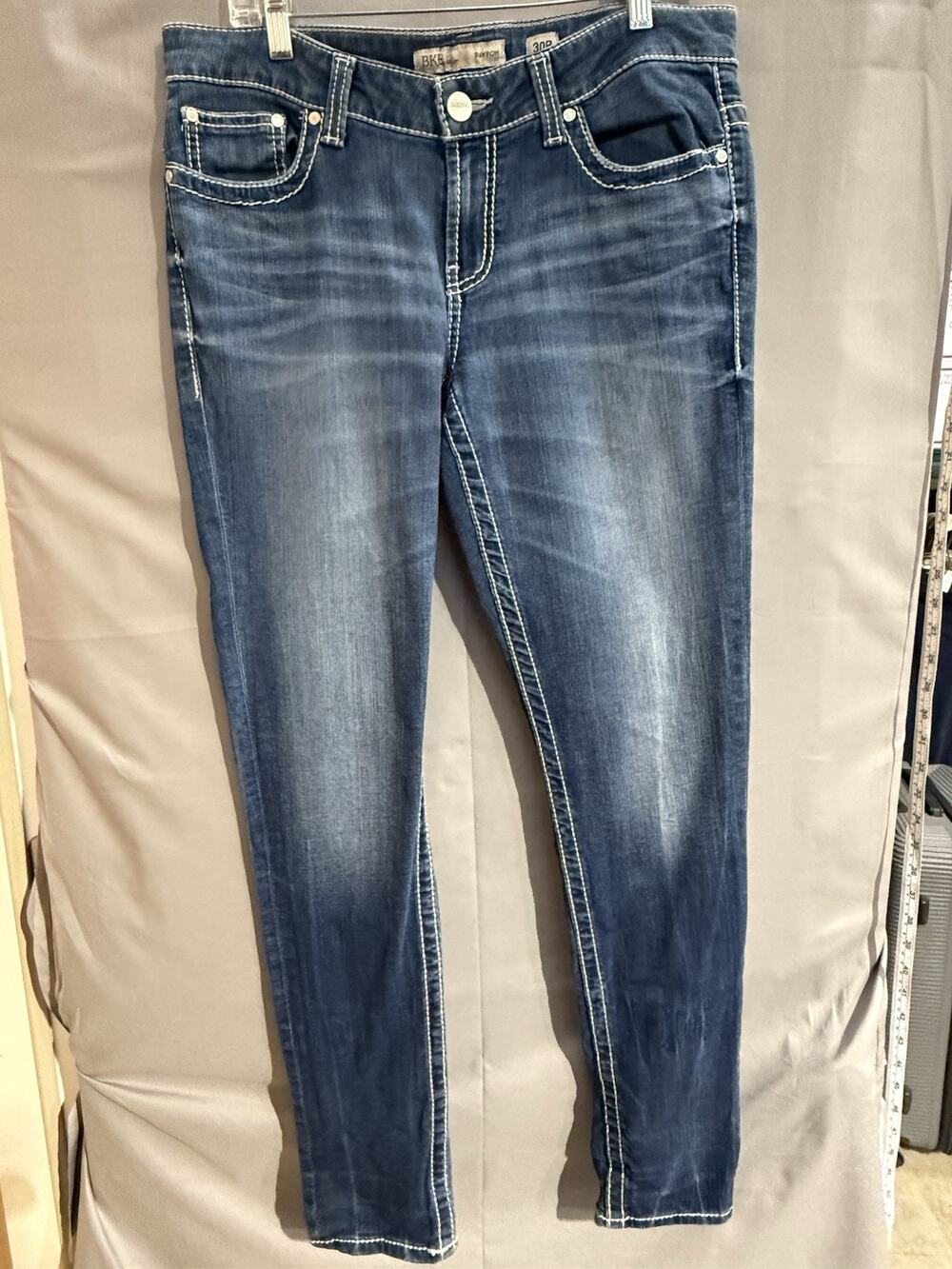 BKE Blue denim jeans. Size 30x30 1/2 TG2262